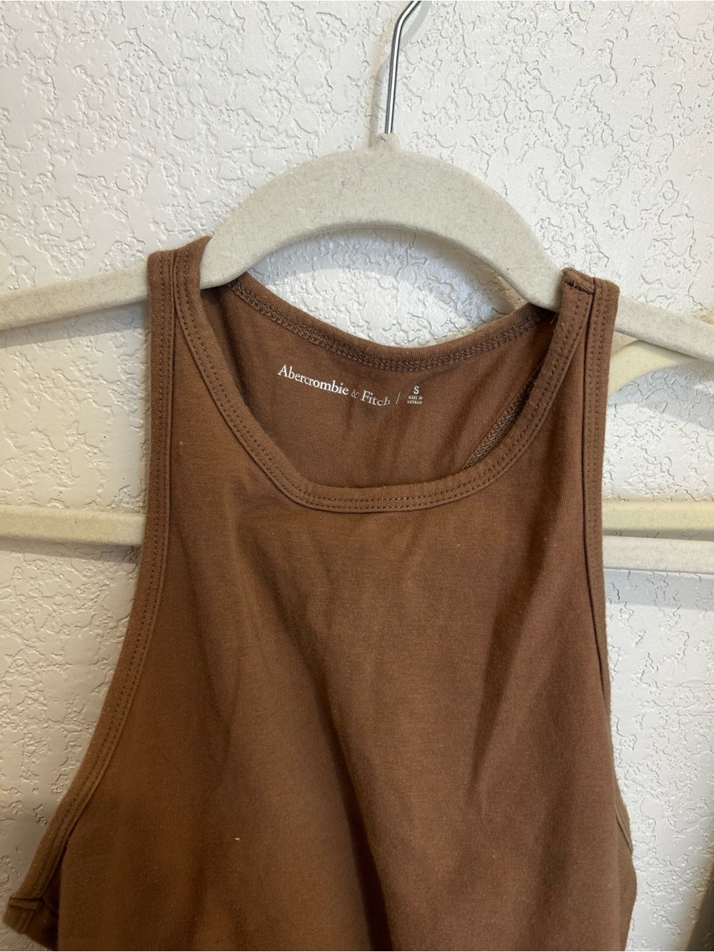 Bundle of 3 Abercrombie & Fitch Tank Tops - Black and Brown - Picture 2 of 8